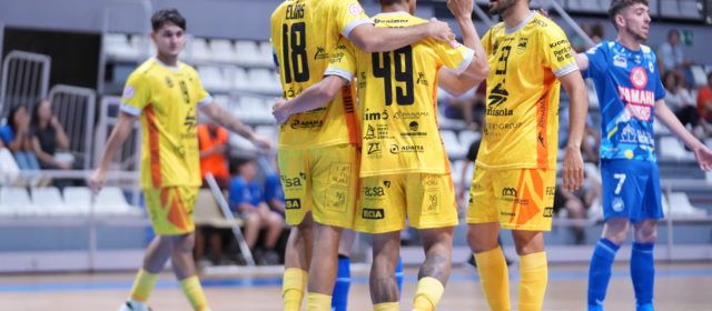 Goleada del Servigroup Peñíscola en Castellón en la última jornada de la Supercopa Comunitat (2-8)