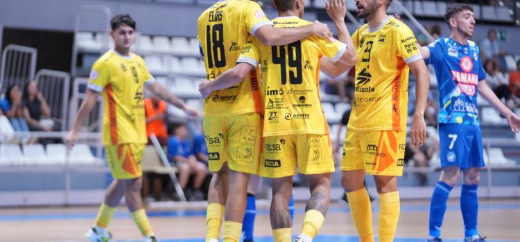 Goleada del Servigroup Peñíscola en Castellón en la última jornada de la Supercopa Comunitat (2-8)
