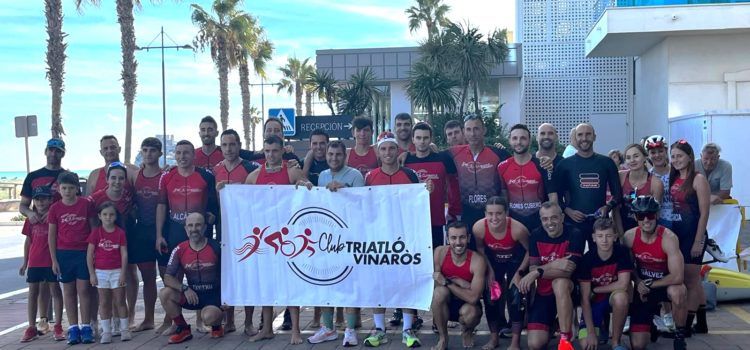 El Club Triatló de Vinaròs celebra la festa final de temporada
