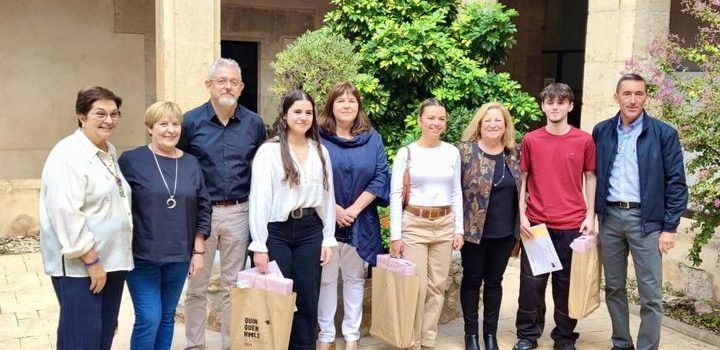 L’alumna Safaa el Khayat, d’Ulldecona, s’emporta el premi Manuel Sales i Ferré al millor treball de recerca de batxillerat