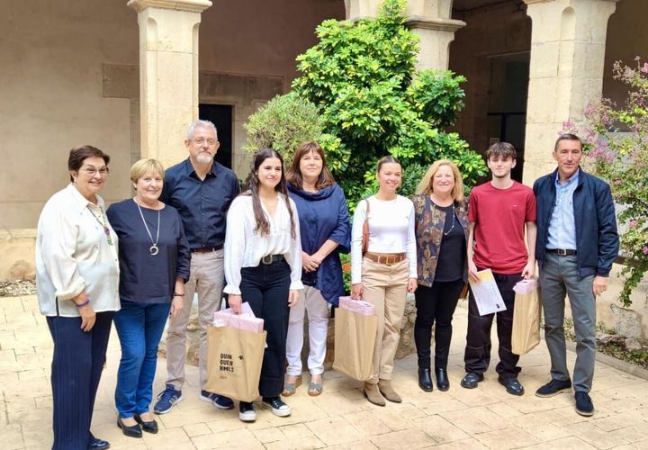 L’alumna Safaa el Khayat, d’Ulldecona, s’emporta el premi Manuel Sales i Ferré al millor treball de recerca de batxillerat