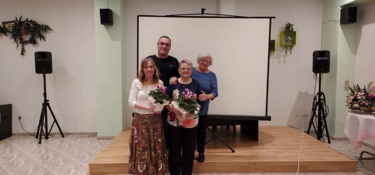 Continua el cicle de xerrades al centre de las Amas de Casa per donar a conèixer els Serveis Socials Municipals