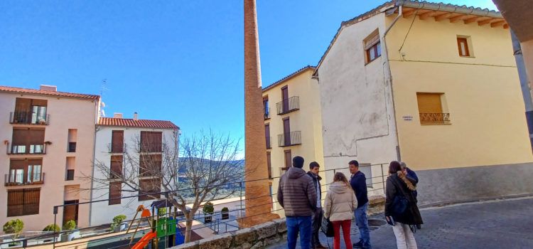 Visita tècnica de patrimoni per a avaluar l’estat de la ximenera del Tint de Morella