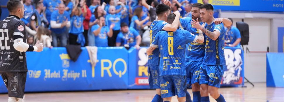 El Servigroup Peñíscola logra otra victoria en casa tras una locura de partido ante Valdepeñas (8-6)