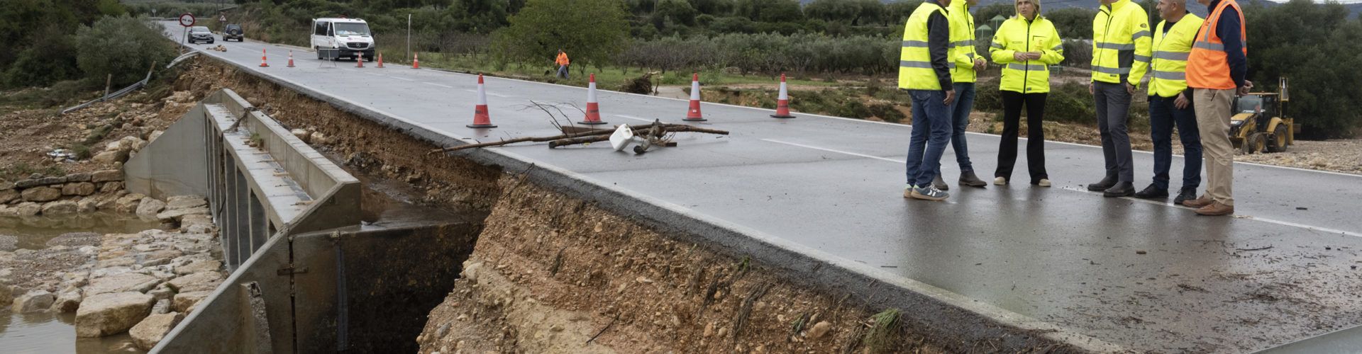 La Diputació de Castelló dobla el nombre d’equips de serveis viaris hivernals per a condicionar i restablir el trànsit en les carreteres afectades per la DANA