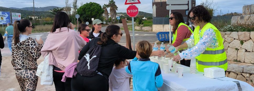 Peñíscola celebra la Marcha Solidaria   por los afectados por la Dana con 500 participantes