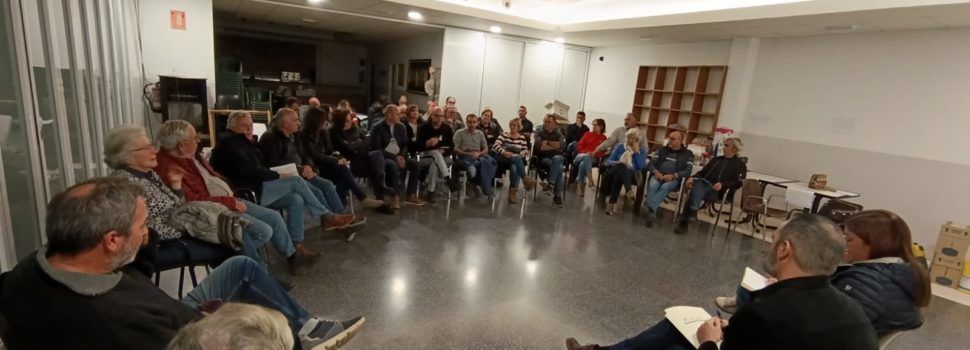 El veïnat i l’Ajuntament d’Alcanar uneixen forces per reclamar solucions urgents al fondo de Jan