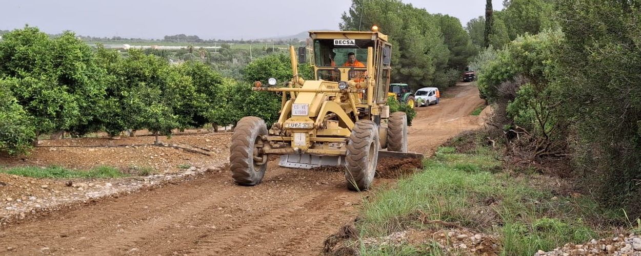 Benicarló avança en la neteja i millora dels camins rurals afectats per les pluges