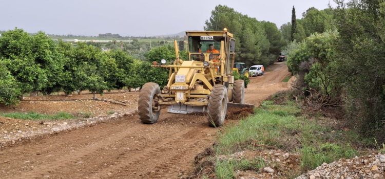 Benicarló avança en la neteja i millora dels camins rurals afectats per les pluges
