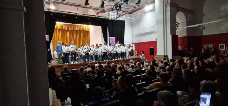 Cor, banda i orquestra infantil de La Alianza animen les festes nadalenques