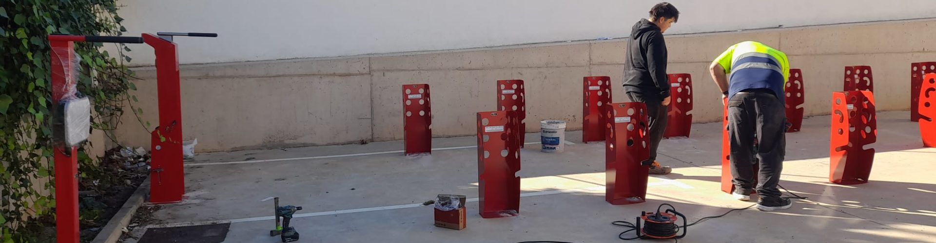 Alcossebre incorpora una nova instal·lació per a càrrega, manteniment i aparcament de bicicletes