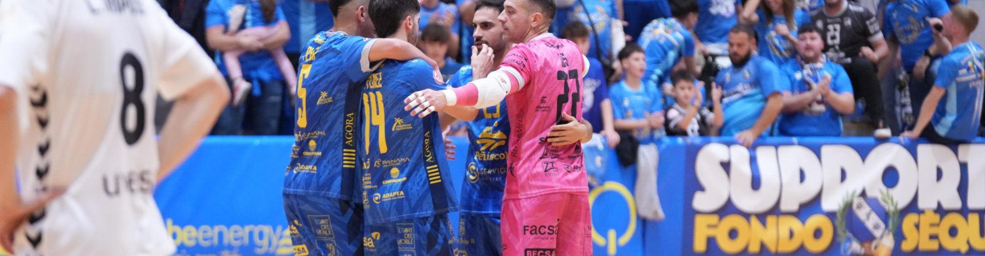 El Servigroup Peñíscola FS golea al Ribera Navarra y sigue lanzado (9-1)