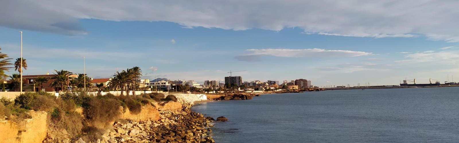 El “parte” del temps: demà, mestralada de primera divisió amb ràfegues de 80 km/h, a la mar, “meneo” de valent