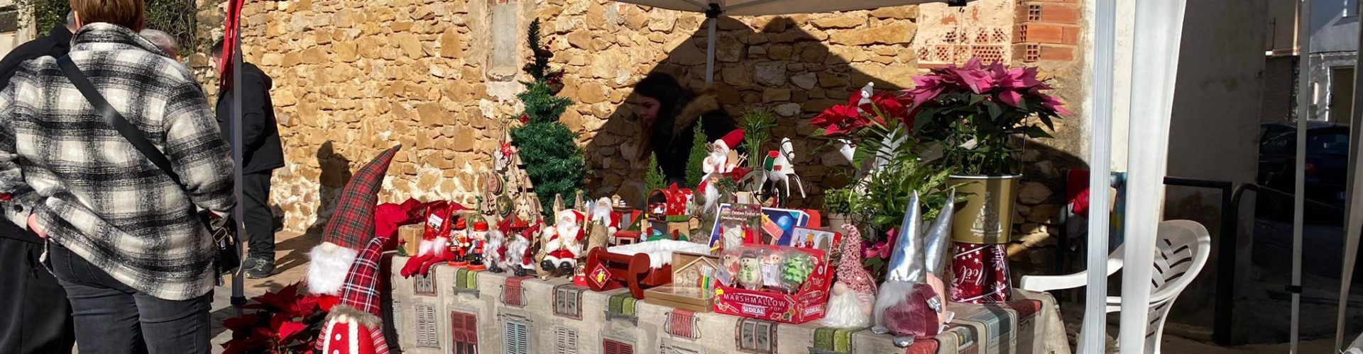 El Mercat de Nadal plena Albocàsser de tradició, cultura i esperit nadalenc