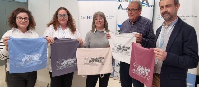 “Soc una nova oportunitat”: bosses reciclades, inclusives i solidàries fetes de roba de l’HTVC
