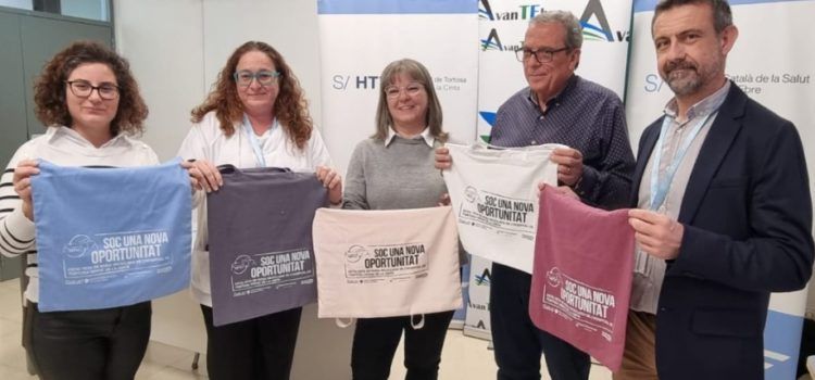 “Soc una nova oportunitat”: bosses reciclades, inclusives i solidàries fetes de roba de l’HTVC