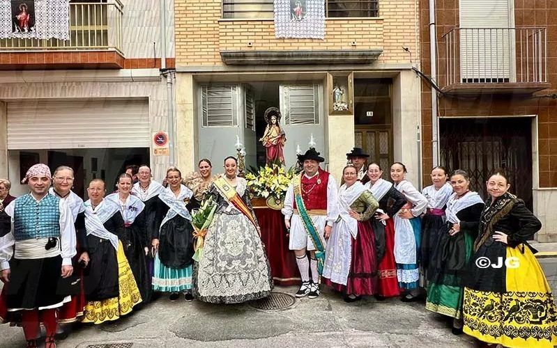 El barri del carrer Santa Bàrbara de Benicarló celebra el 45è aniversari