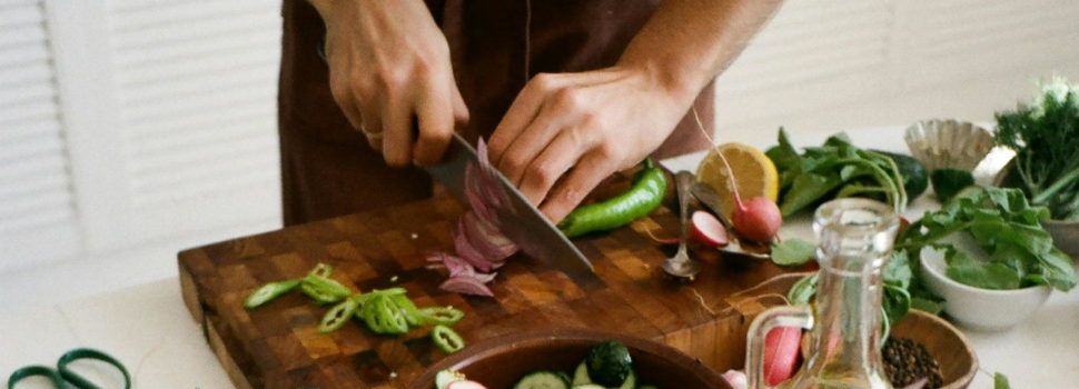 Comerços i HORECA podran accedir a bonificacions en la taxa de residus de 2025