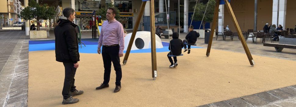 Obres i Serveis finalitza les obres de renovació del parc infantil de la plaça de la Constitució
