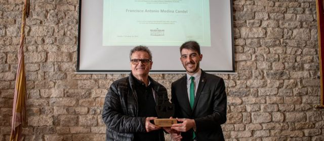 Ximo Dolz i Fran Medina reben la creu de Santa Llúcia 2025