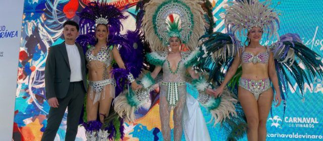 El Carnaval de Vinaròs participa a Fitur 2025 amb reines i actuació de ball