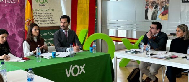 Los ediles de VOX, Vidal (Castellón) y Calvo (Vinaròs), alertan de una “emergencia demográfica en España” durante el comité nacional de expertos en Familia