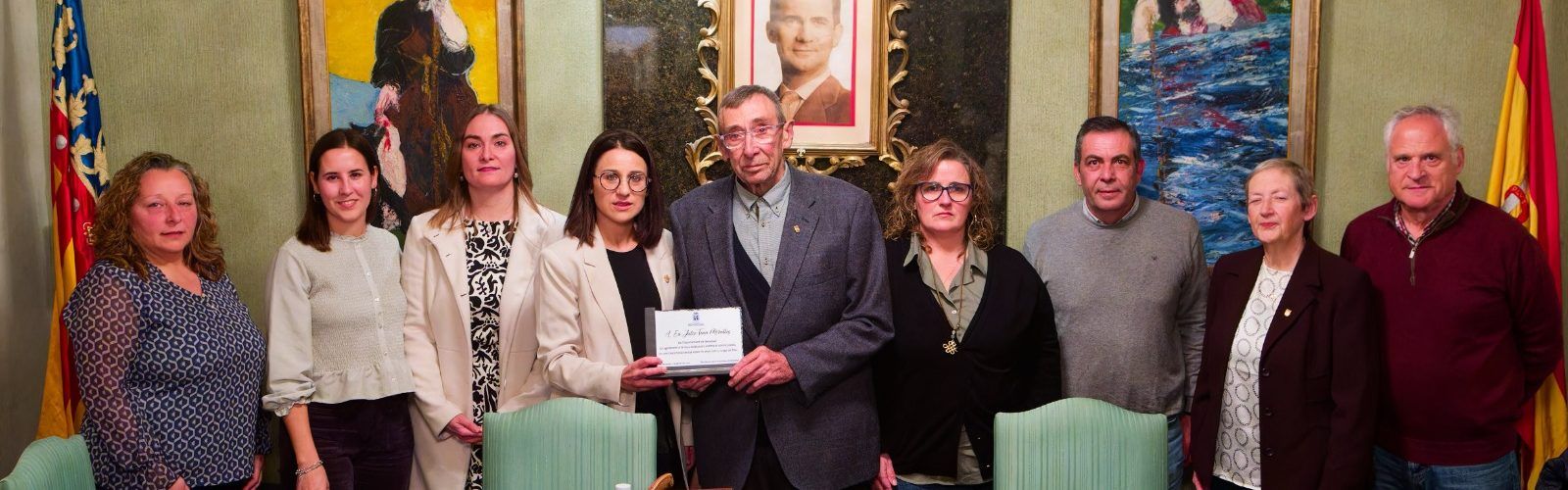 Benassal ret un emotiu homenatge a Julio Tena Miralles, el seu Jutge de Pau durant 16 anys
