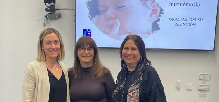 La enfermera del Centro de Salud de Vinaròs María Silvia Lanchares se doctora