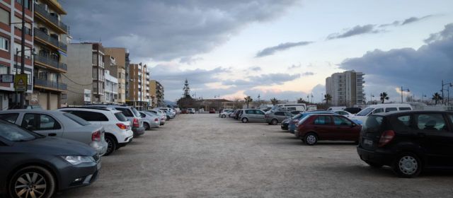 Obres i Serveis adequarà els pàrquings de terra