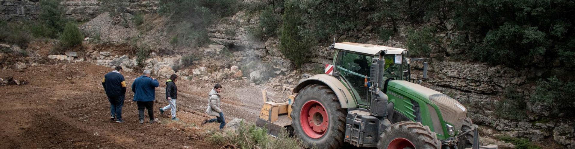 Comence la reparació de més de 70 km de pistes afectades per la DANA al terme de Morella