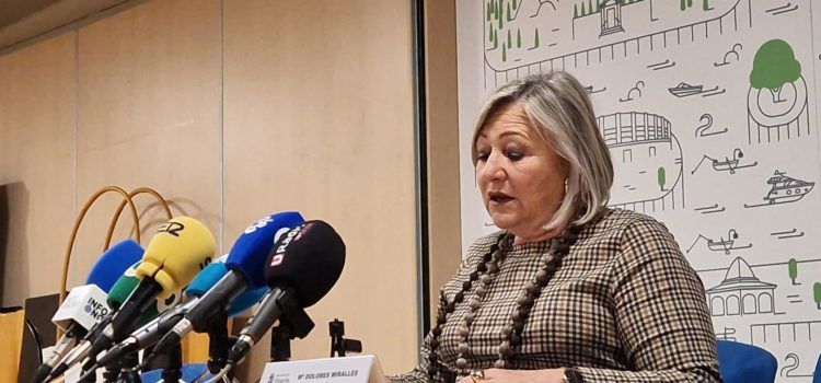 L’alcaldessa Maria Dolores Miralles passa balanç estadístic de la biblioteca municipal