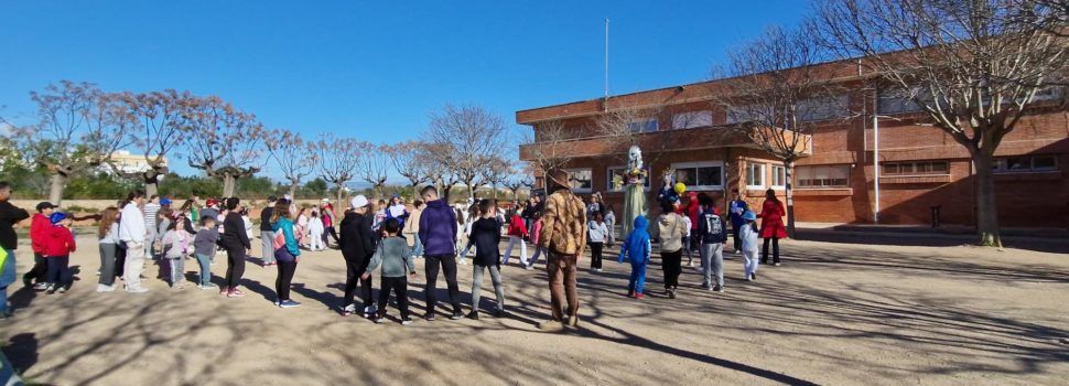 El Carnestoltes visita els col·legis