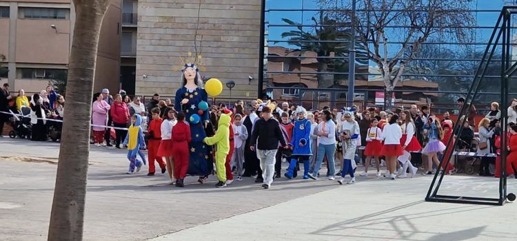 Les escoles vinarossencs i el Carnaval