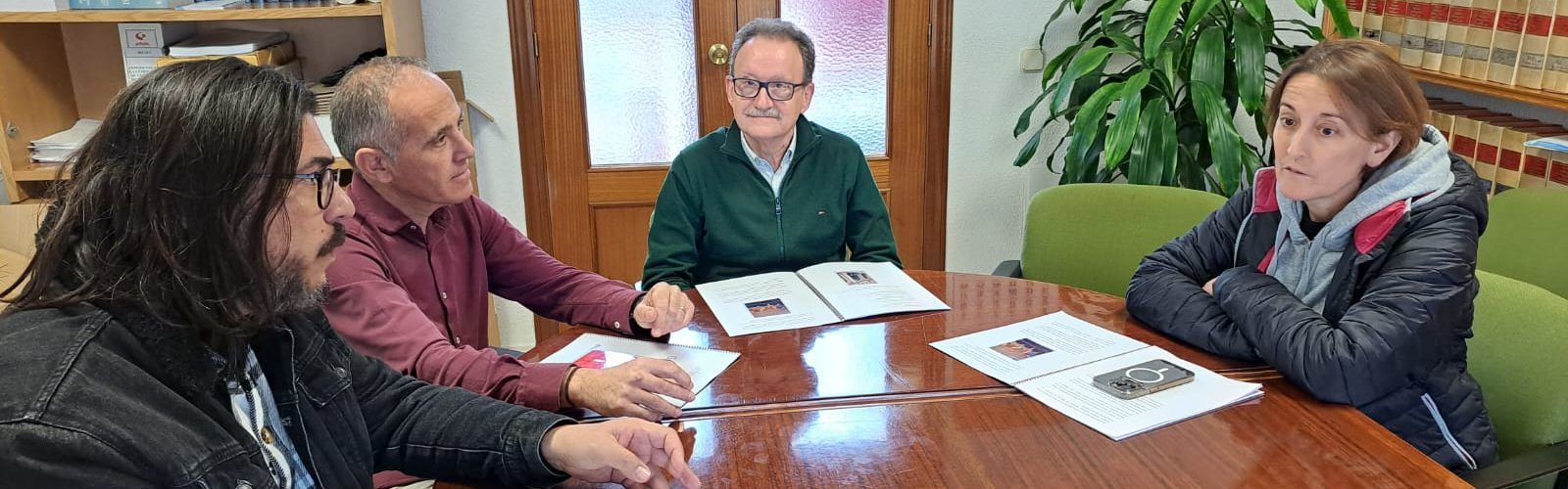 L’Ajuntament d’Alcalà-Alcossebre i l’Associació d’Empresaris local centren el seu treball conjunt en el desenvolupament industrial i promoció turística de la localitat