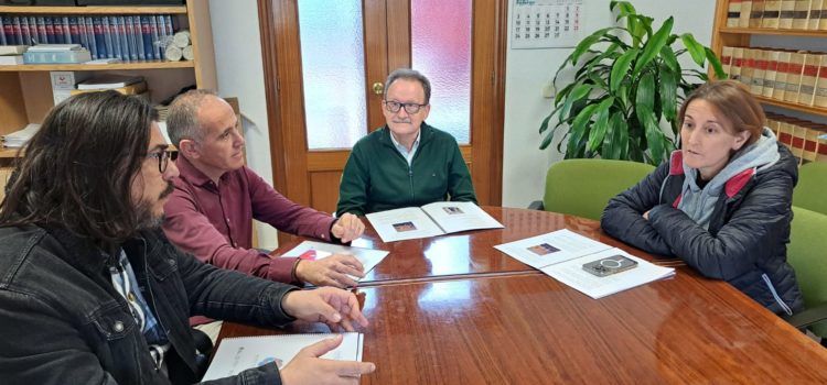 L’Ajuntament d’Alcalà-Alcossebre i l’Associació d’Empresaris local centren el seu treball conjunt en el desenvolupament industrial i promoció turística de la localitat