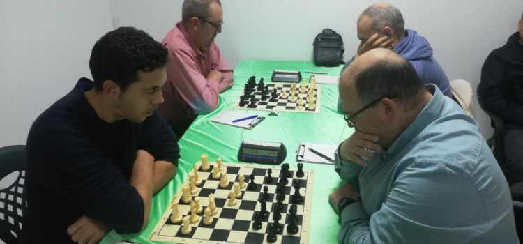 Escacs: Ple de victòries d’Abril Tipán i Oliver López  al Campionat per Edats de les Terres de l’Ebre