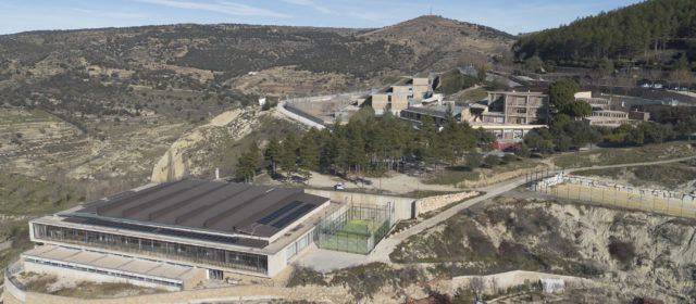 El poliesportiu i el col·legi de Morella ja utilitzen energia solar
