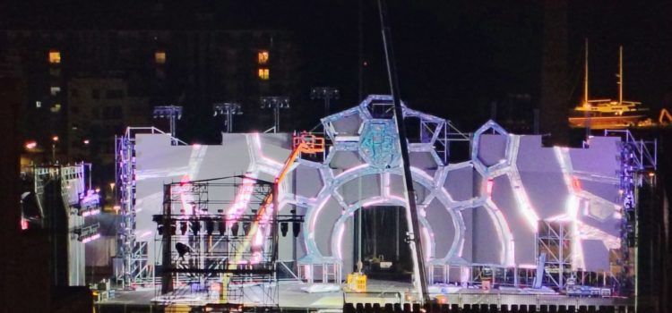 À Punt retransmet en directe la Gala de les Reines del Carnaval de Vinaròs, amb el documental previ “Carnaval, un año de fantasía”