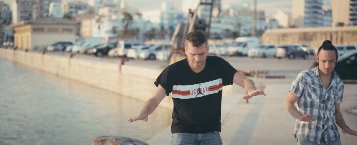 Raúl Pulido y Na Bóka Noti escogen el puerto de Vinaròs para su último videoclip