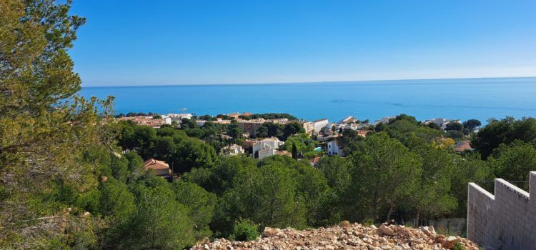 L’Ajuntament d’Alcalà-Alcossebre subhasta tres parcel·les municipals a Alcossebre per a finançar l’Espai d’Arts