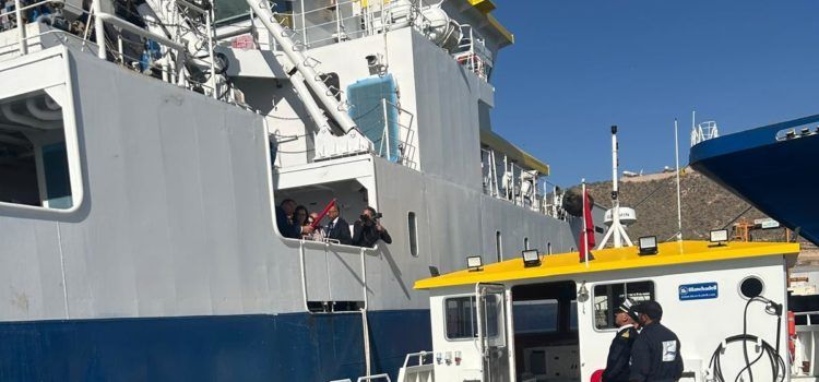 El govern del Marroc beneeix el nou catamarà per a l’aqüicultura construït a Vinaròs