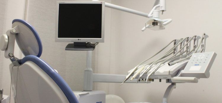 La Universitat Rovira i Virgili oferirà a Amposta el grau universitari d’Odontologia