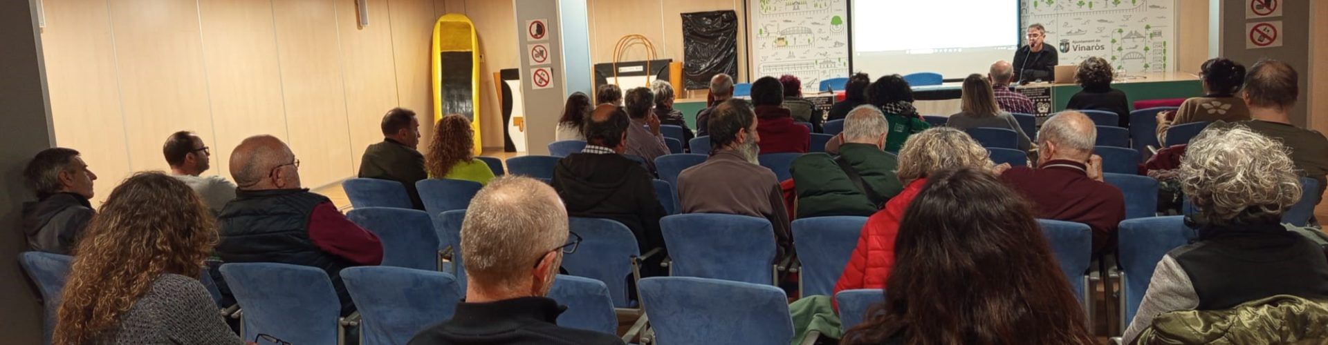 Daniel Gascó conduí el cine-fòrum per Palestina promogut pel Grup de Suport a Palestina de Vinaròs