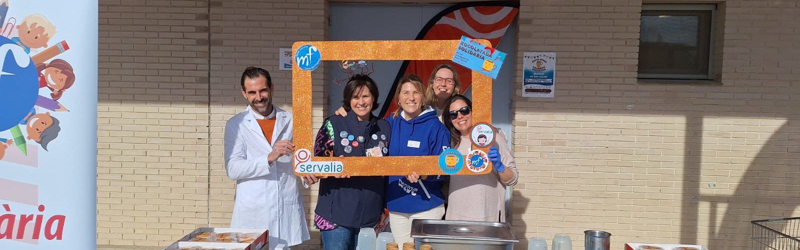 Xocolatada solidària al Manuel Foguet a favor de la investigació del càncer infantil