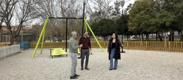 El parc dels Xiribecs d’Amposta estrena la tirolina dels pressupostos participatius
