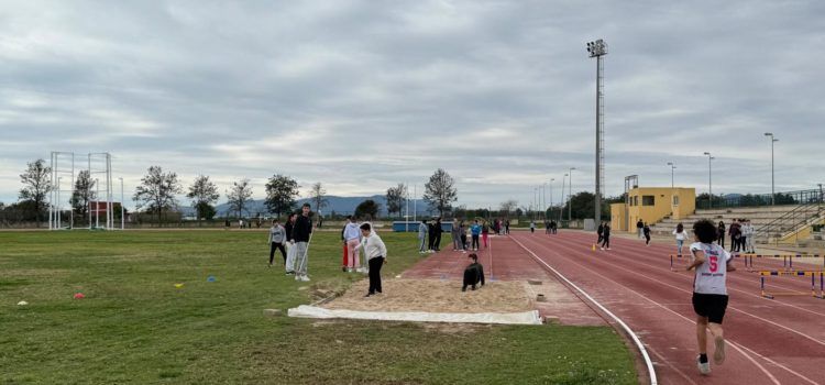 Alumnat de l’IES Leopoldo Querol participa en les I Olimpíades d’Atletisme