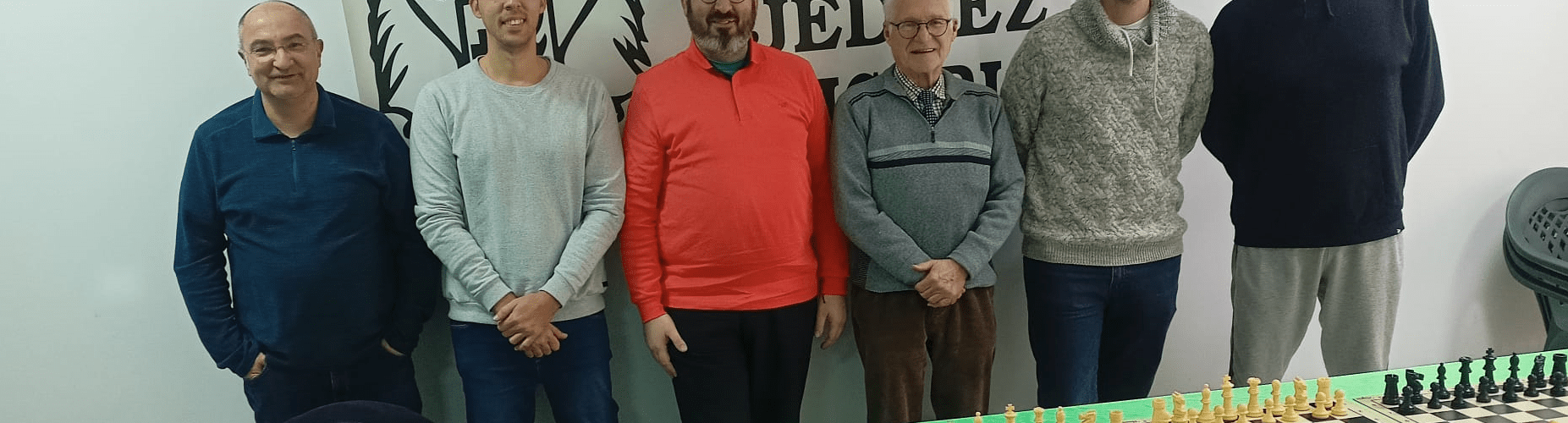 Els més joves comencen fort el Memorial d’escacs José Miguel Aicart
