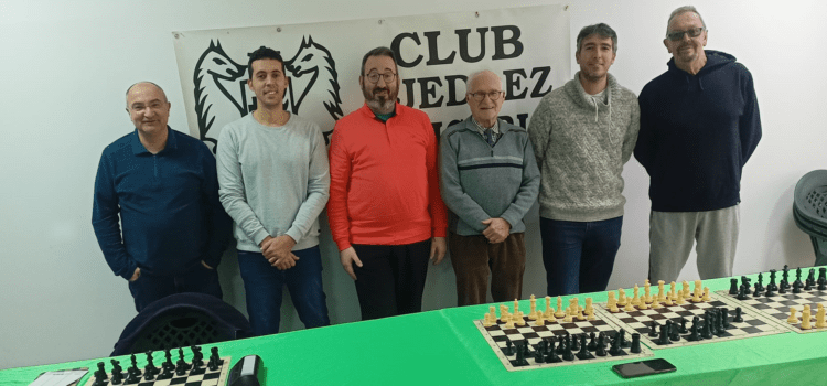 Els més joves comencen fort el Memorial d’escacs José Miguel Aicart