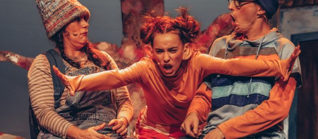 “Orelles de papallona” al Teatre Orfeó Montsià. Ulldecona