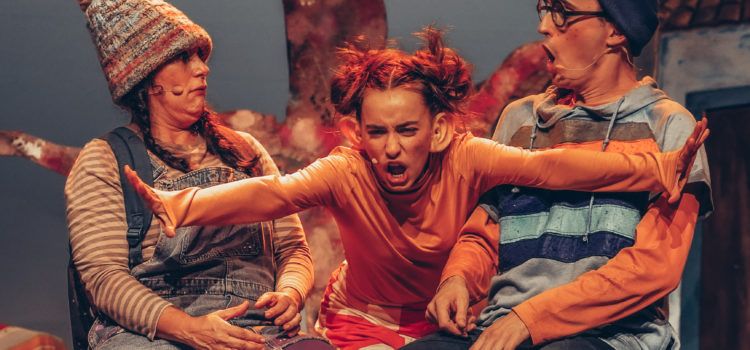 “Orelles de papallona” al Teatre Orfeó Montsià. Ulldecona